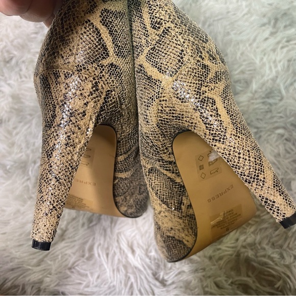 Express Snakeskin Embossed Pointed Toe Asymmetrical Shaft Booties Size 9 - Picture 7 of 8